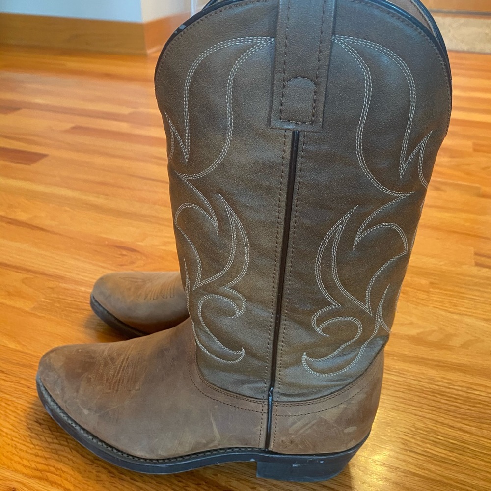 Men’s Brown Cowboy Boots - Size 9.5